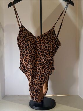 wild fable Leopard Print Scoop Bodysuit in Brown and Black